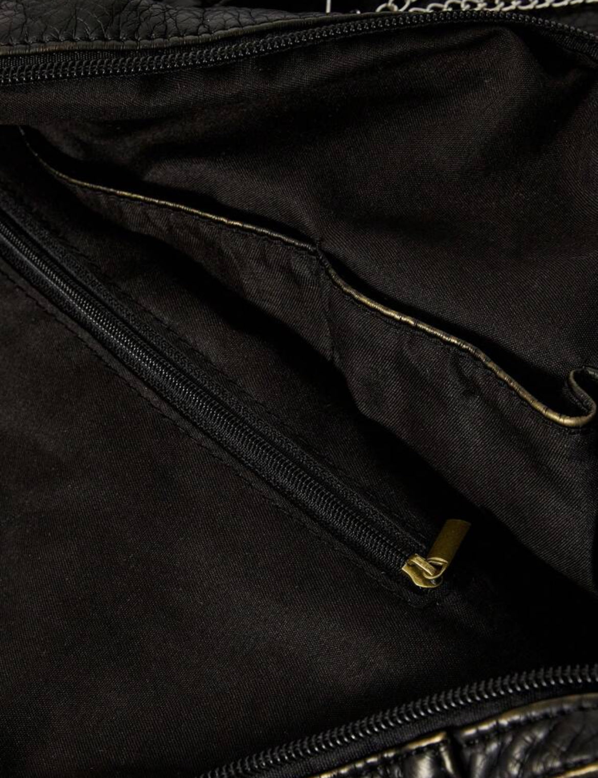 BORSA A MANO IN PELLE PU