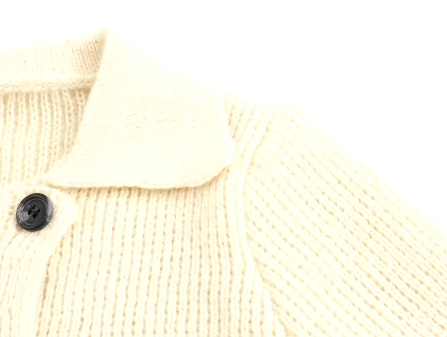Cardigan elegante incrociato • Donna