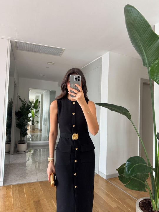 ROBE AVEC CEINTURE DORÉE