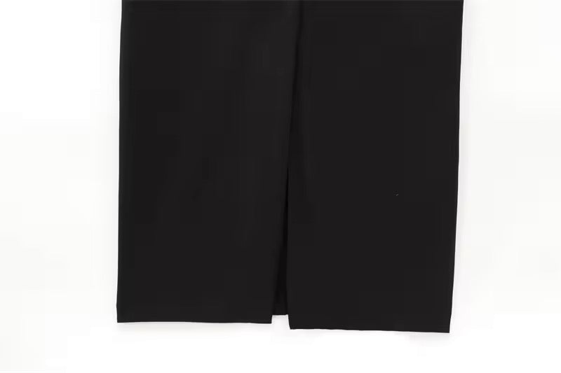 ROBE AVEC CEINTURE DORÉE