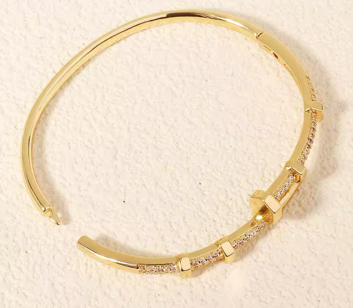 BRACCIALE IN ACCIAIO INOSSIDABILE
