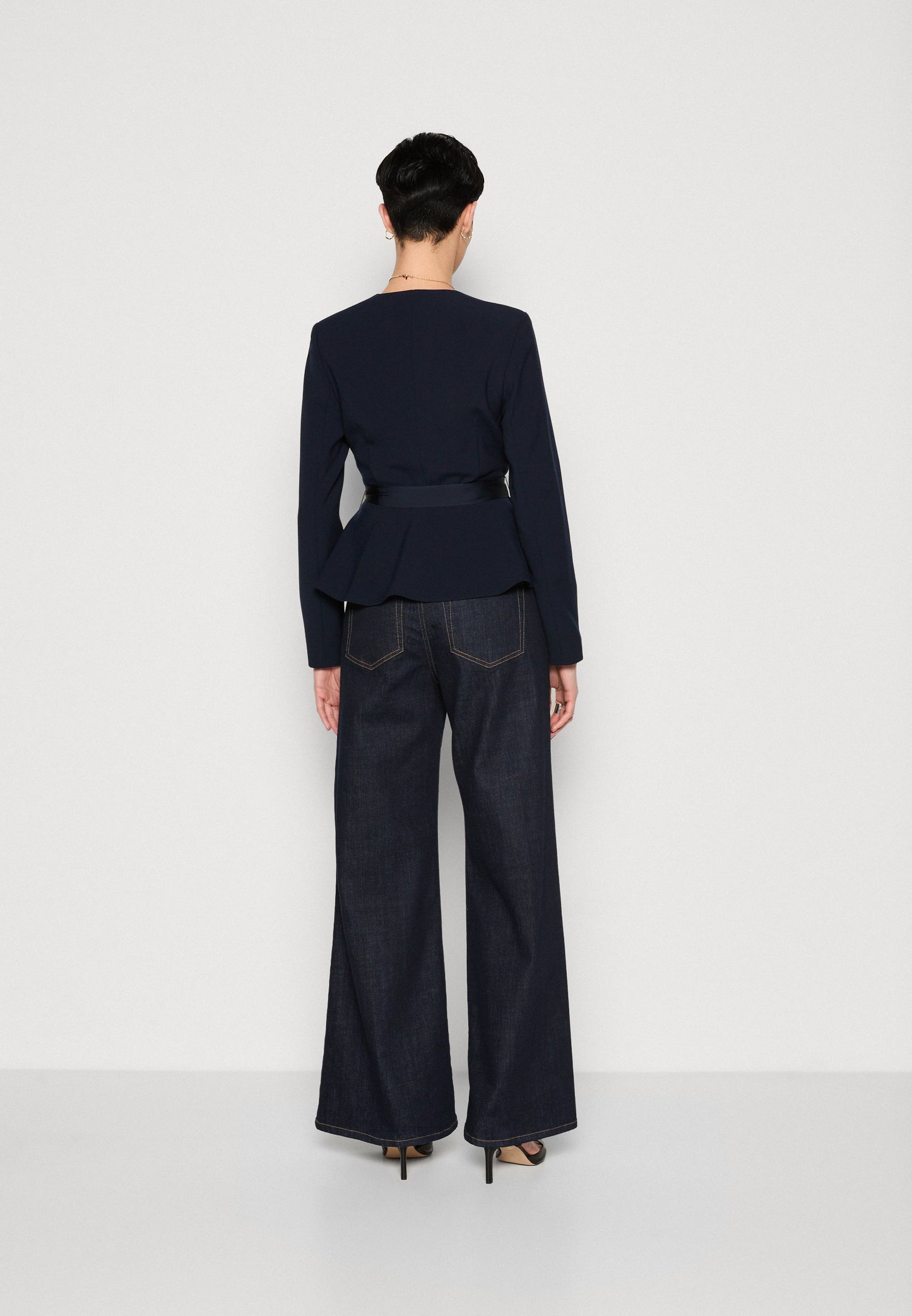 Blazer doppiopetto con cintura