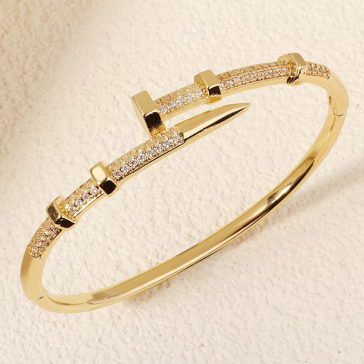 BRACCIALE IN ACCIAIO INOSSIDABILE