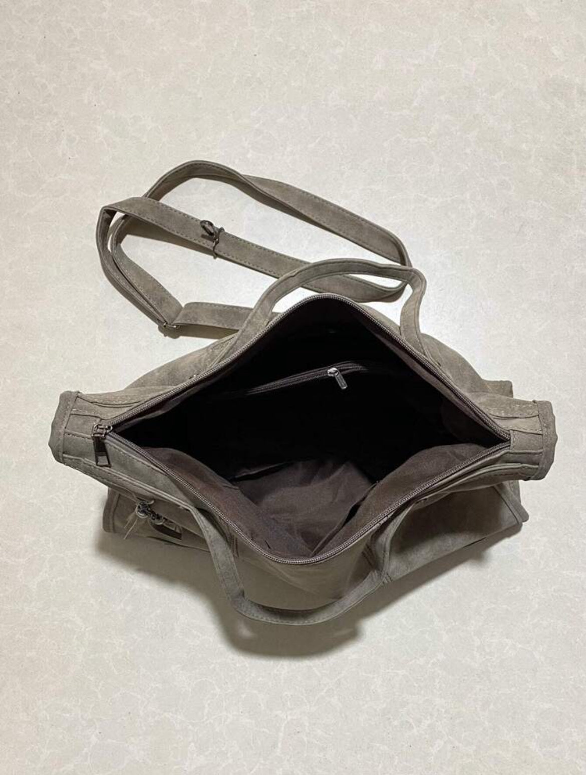 BORSA A MANO EFFETTO CAMOSCIO