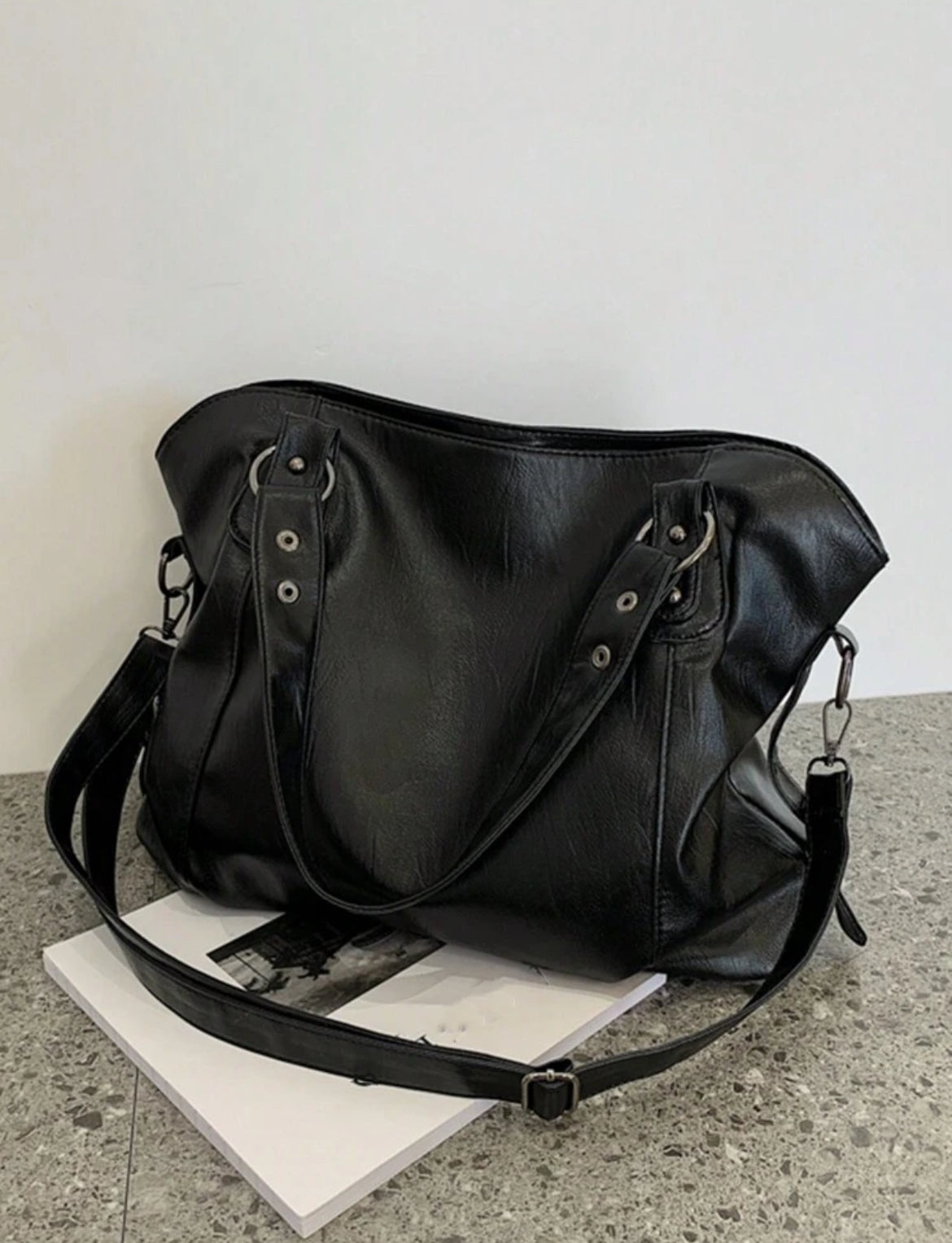 SAC FOURRE-TOUT EN CUIR PU