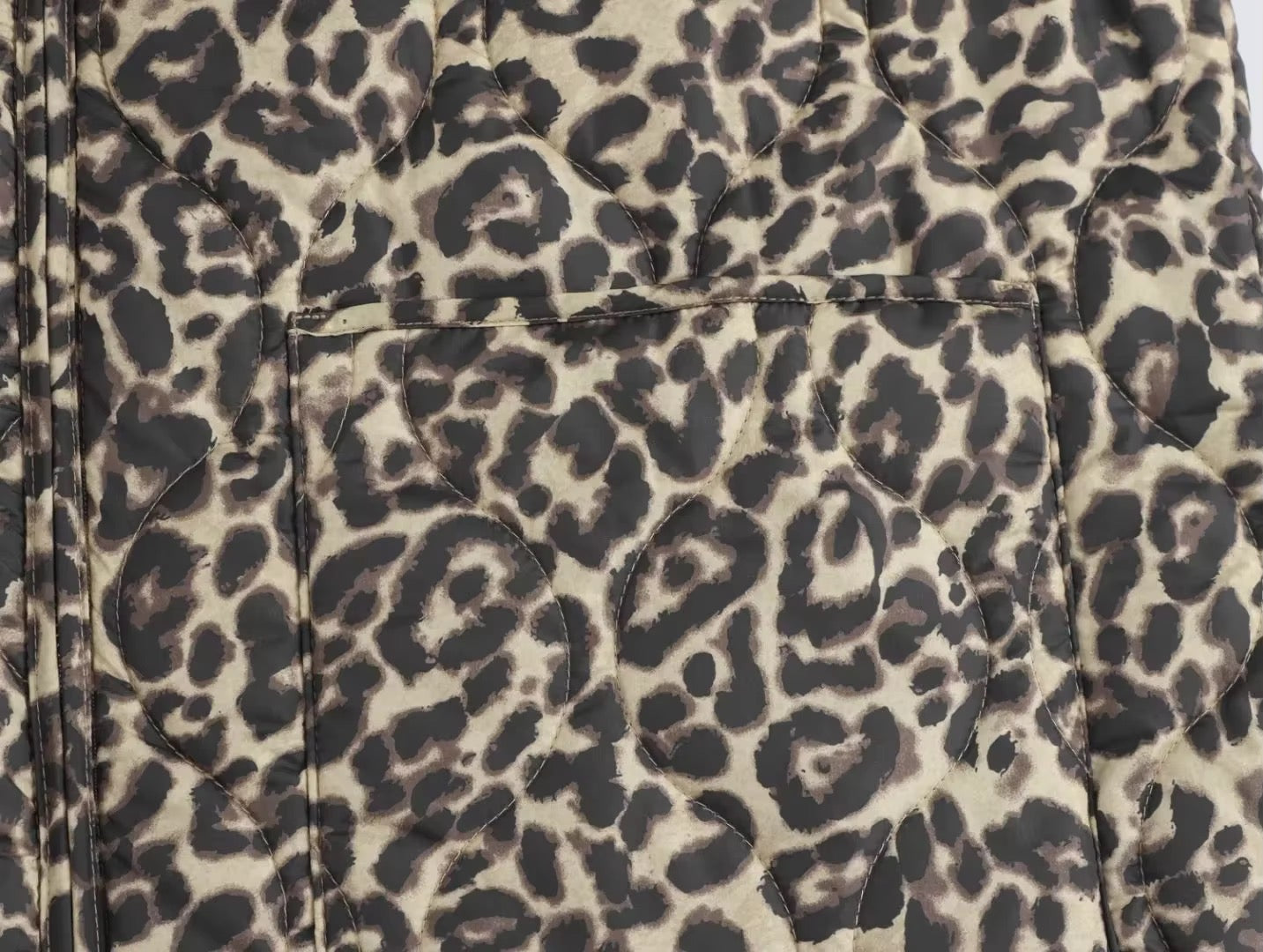 Giacca fantasia leopardata • Donna