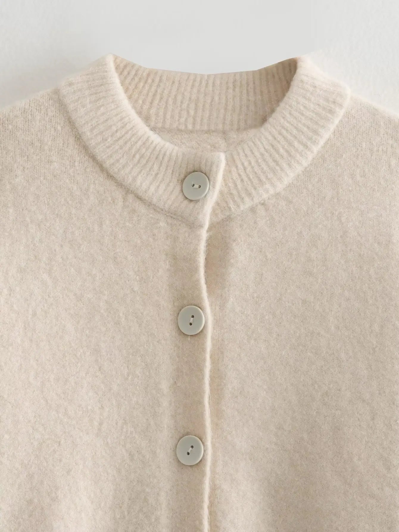 Cardigan con bottoni • Donna